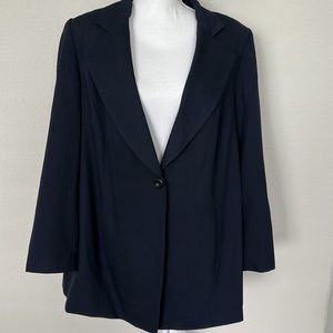 Dana Buchman Woman Navy Blazer - Size 18